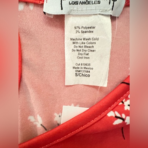 LADIES RED TOP WITH BLACK & WHITE FLOWERS - Picture 2 of 2